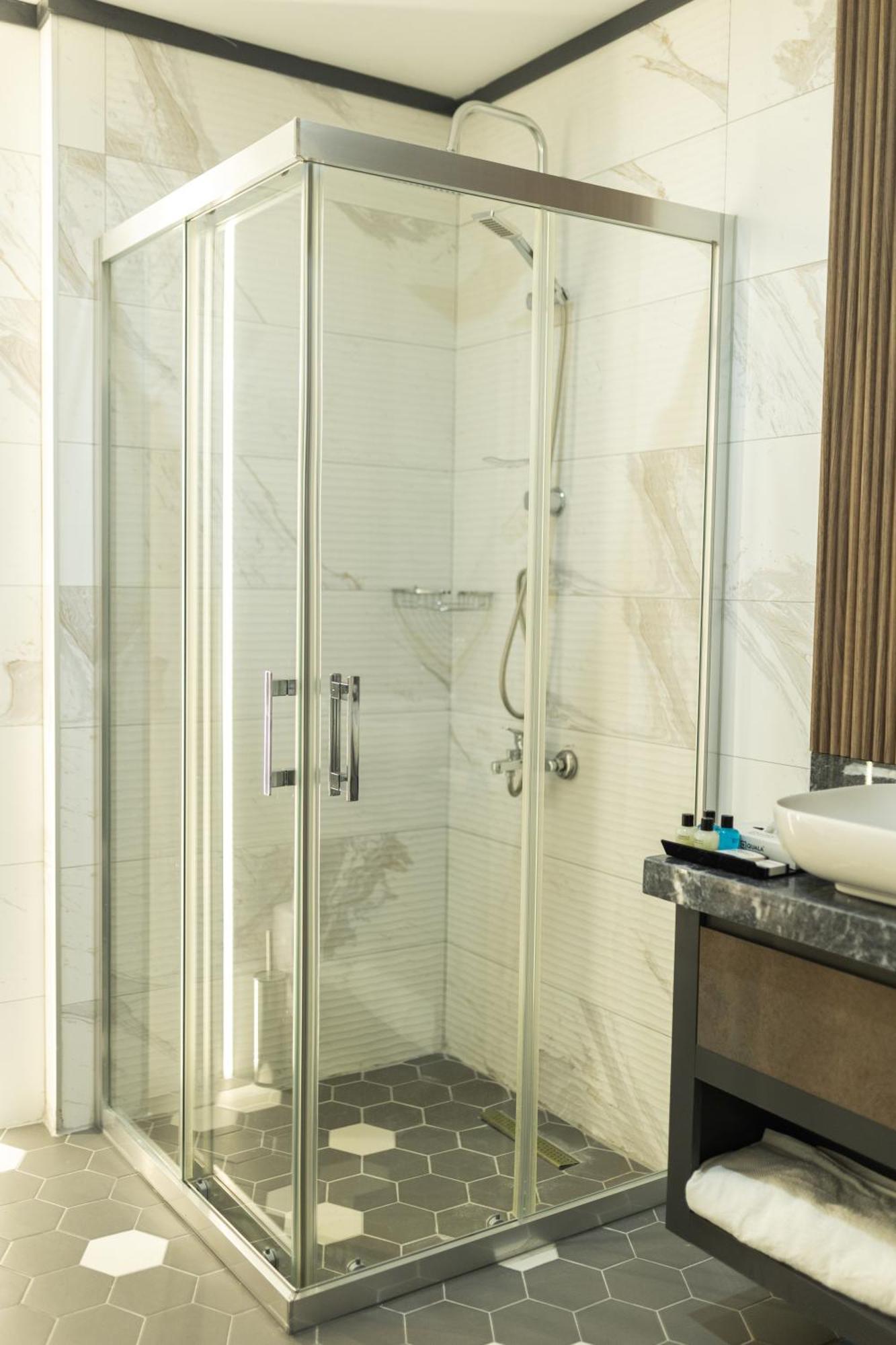 Quala Hotels & Lounge Аксарай Екстериор снимка