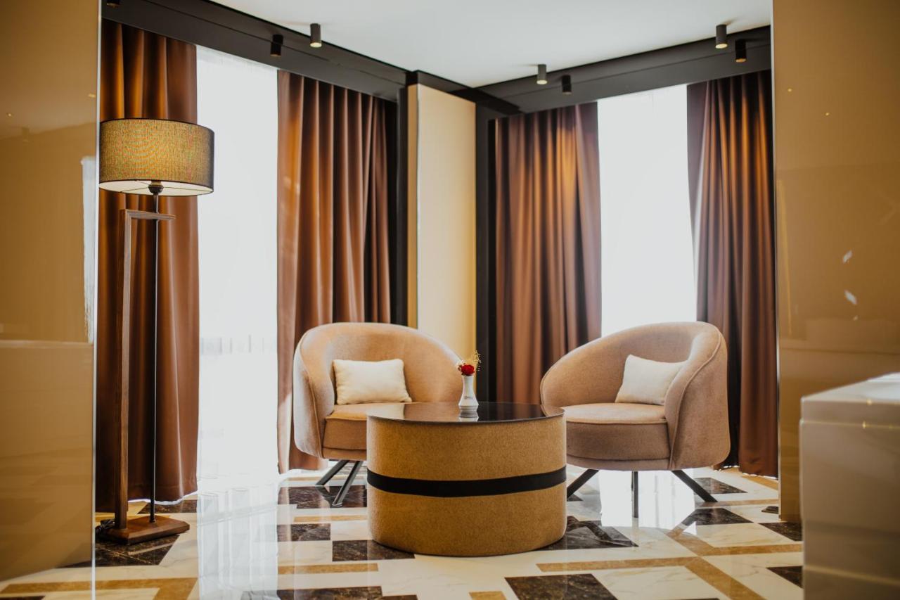 Quala Hotels & Lounge Аксарай Екстериор снимка